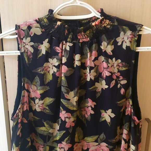 Floral High Neck Dress - Picture 2 of 5